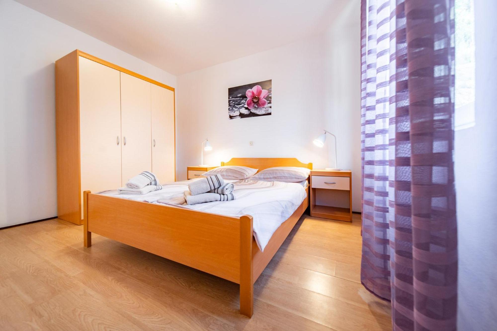 Apartments Lores Rab Town Luaran gambar