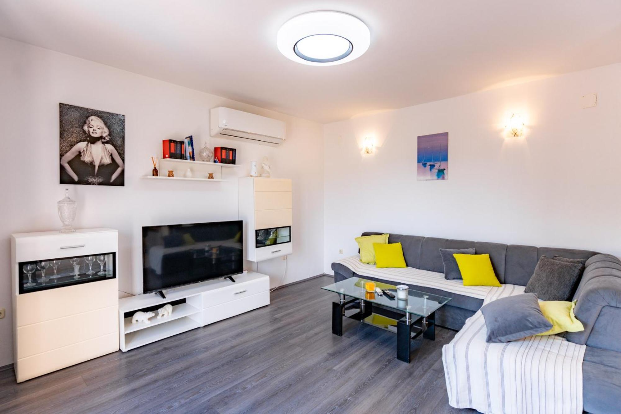 Apartments Lores Rab Town Luaran gambar