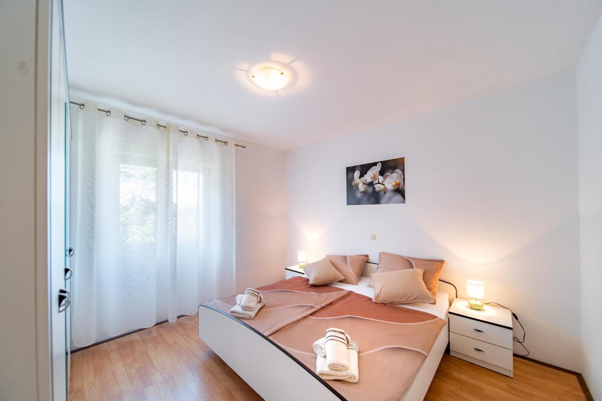 Apartments Lores Rab Town Luaran gambar