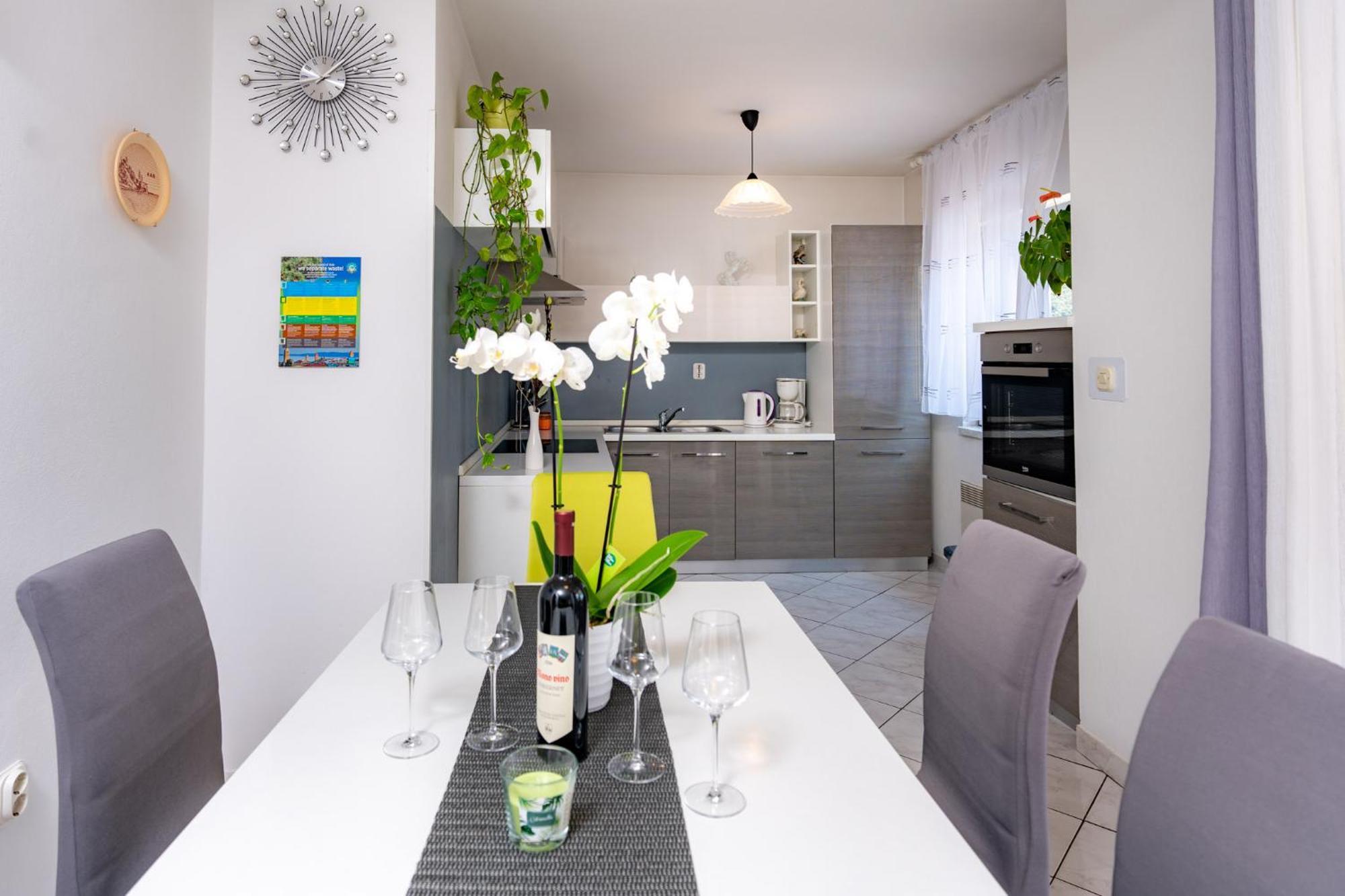 Apartments Lores Rab Town Luaran gambar