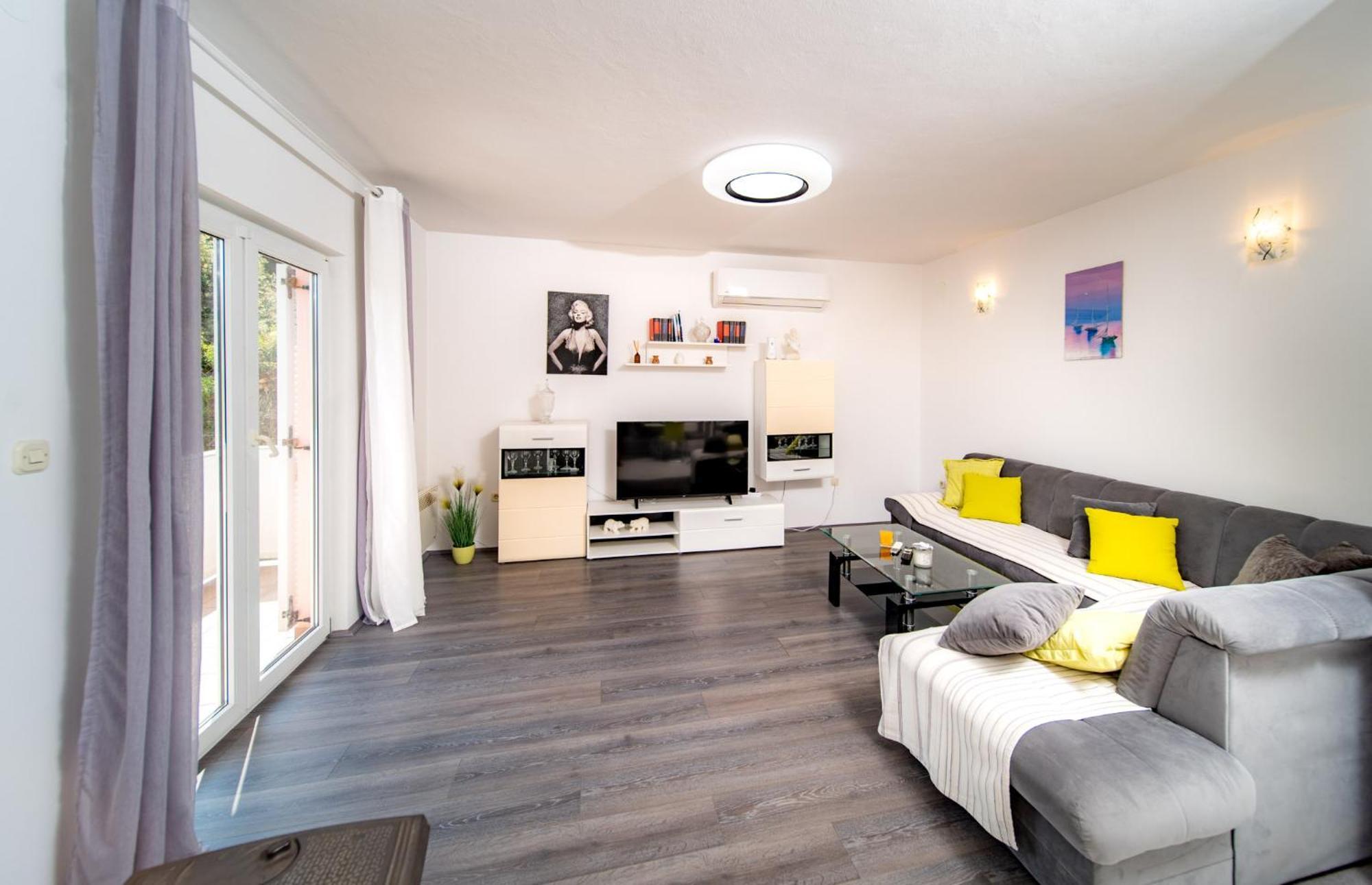 Apartments Lores Rab Town Luaran gambar
