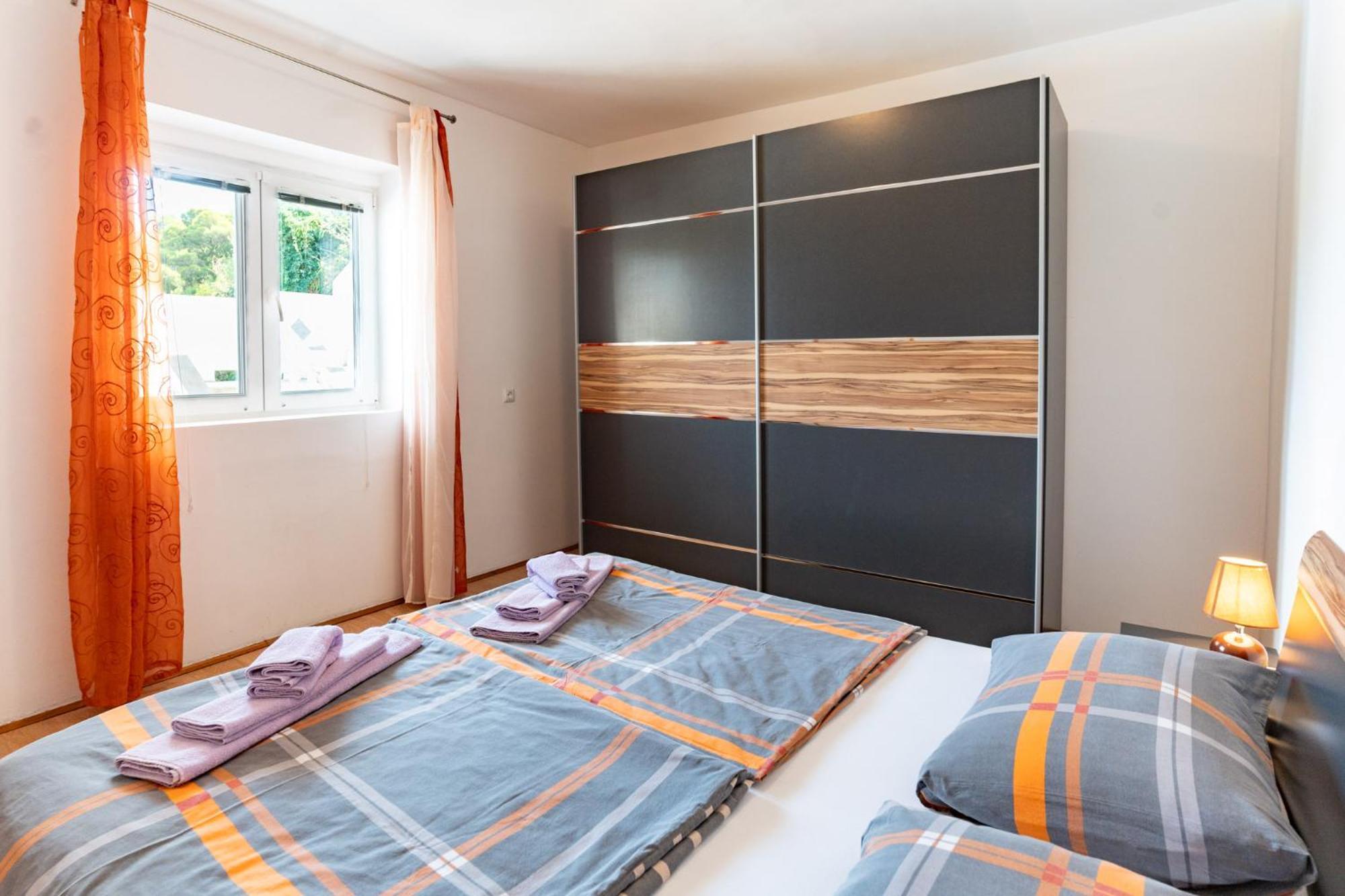 Apartments Lores Rab Town Luaran gambar